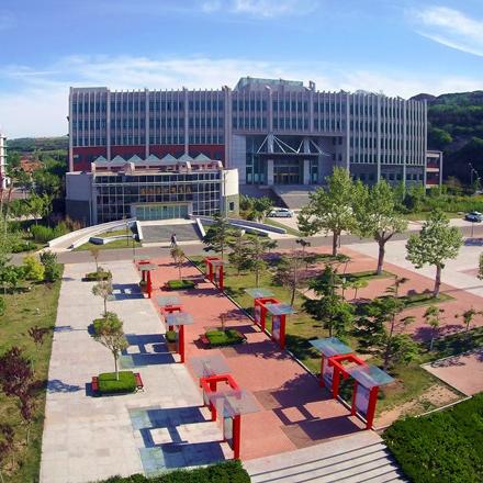 济南大学泉城学院